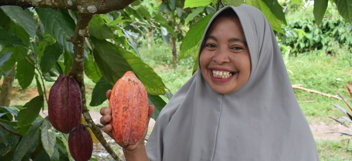 From A Remote Village, Manisah Activates Women To Save