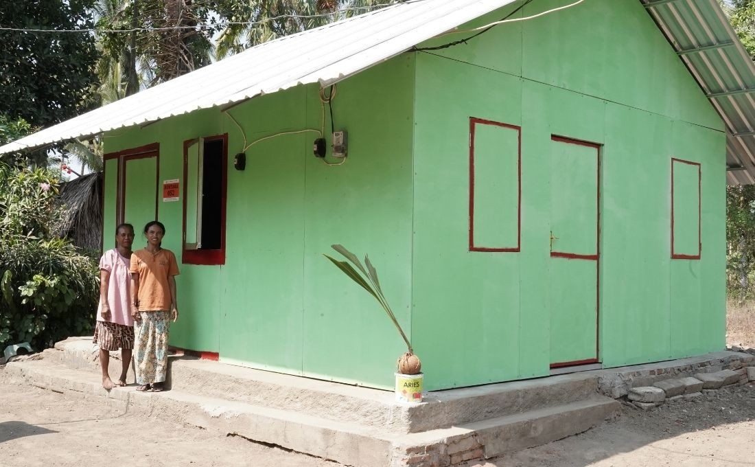 WVI Supports the Local Government to Build Hundreds of Shelter in Lombok
