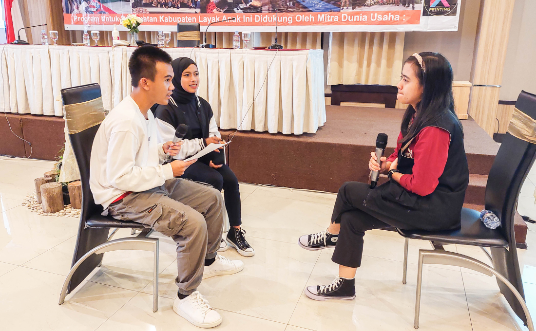 Empowering the Next Generation: How Esty Mentors Children in West Kalimantan 