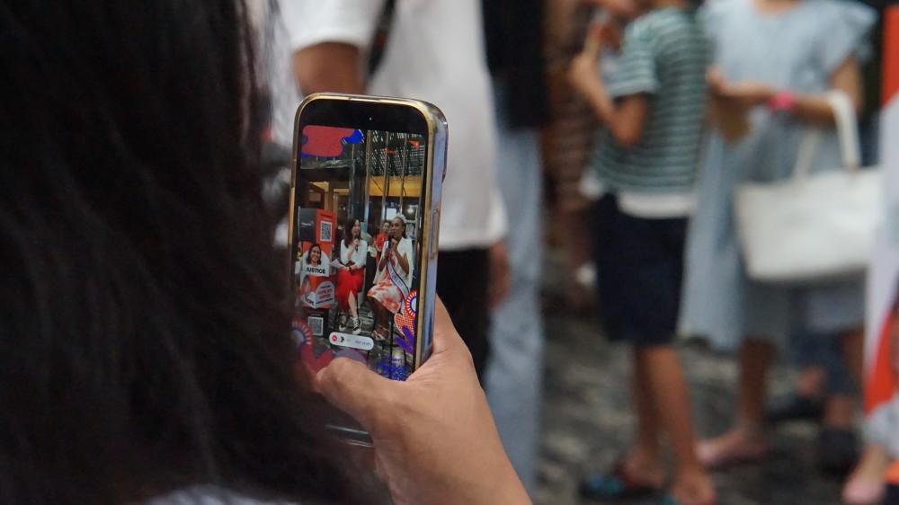 Holiday in the Forest - Social Media Crew