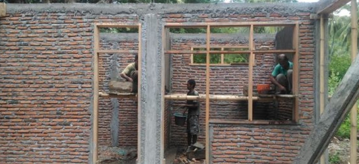 Yayasan Allianz Peduli Bantu Pembangunan Posyandu di Sikka