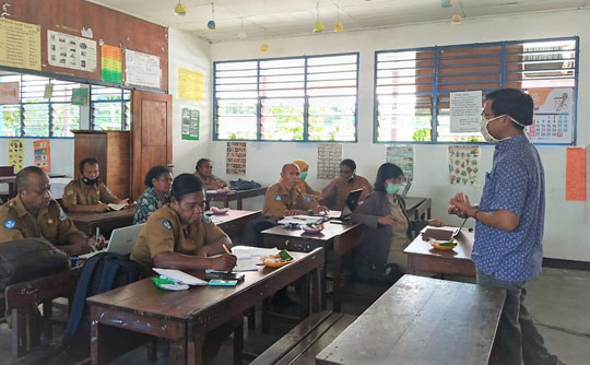K3S Kabupaten Jayapura Gandeng WVI untuk Meningkatkan Kapasitas Guru di Situasi Pandemi