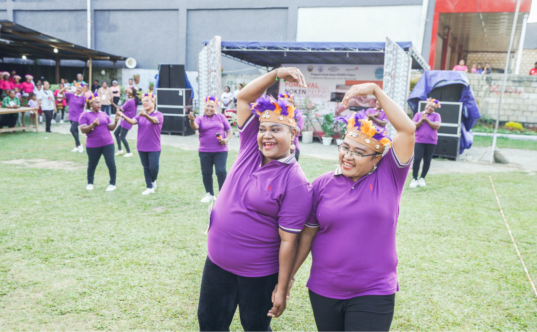 The Power of Mama: Papuan Women Nurturing Harmony Through Creative Activities 