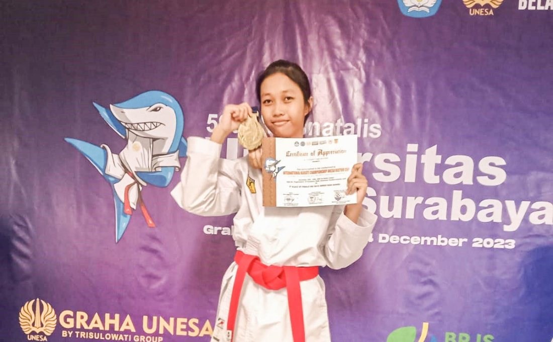 Assila, the Karate Medal Hunter 