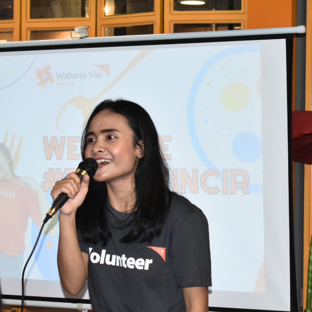 Volunteer Lapangan :  KinCir Master Of Ceremony 