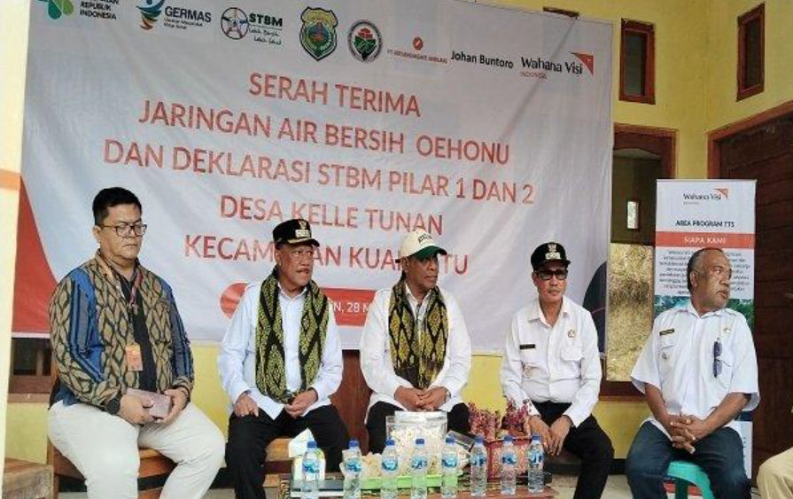 Wahana Visi Indonesia Bangun Jaringan Air Bersih Oehonu di Desa Kelle Tunan